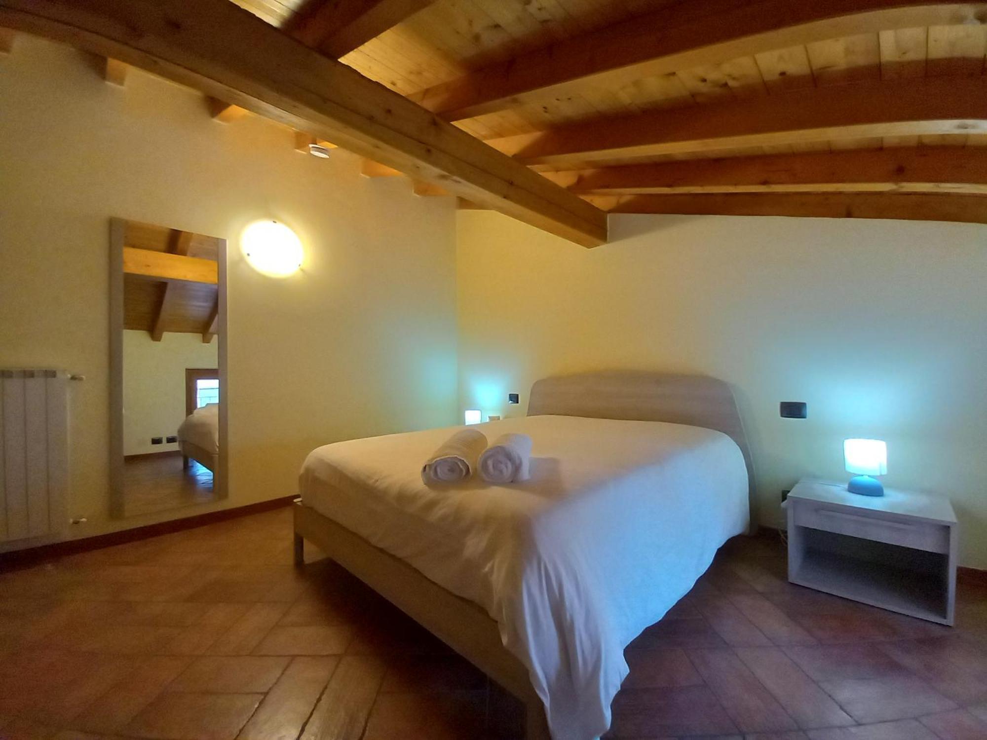 Casa Vacanze Tania Somendenna Екстериор снимка