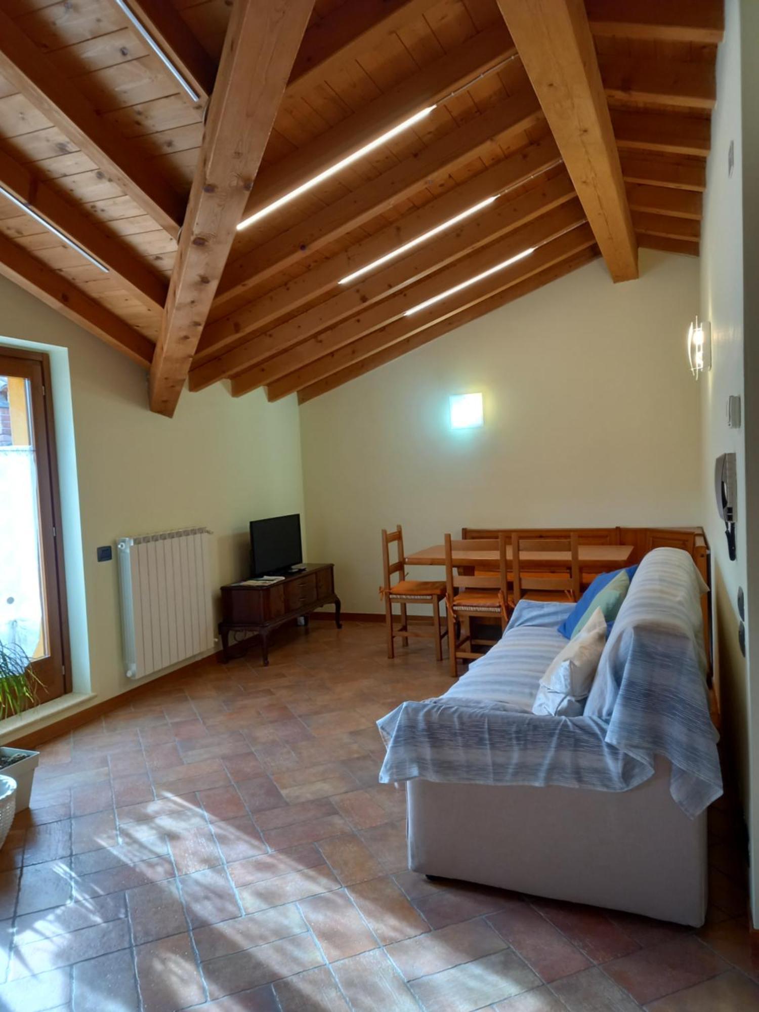 Casa Vacanze Tania Somendenna Екстериор снимка