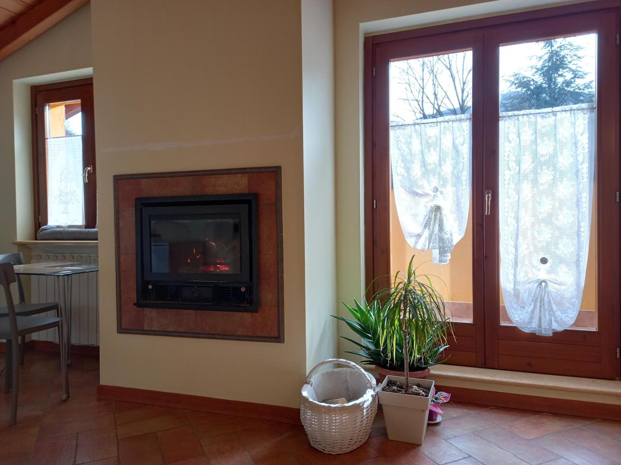 Casa Vacanze Tania Somendenna Екстериор снимка